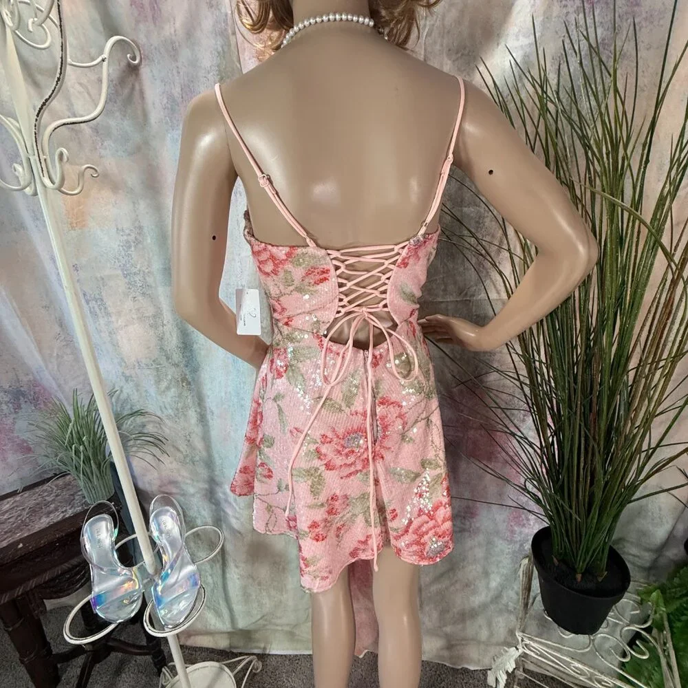 NEW 📌Windsor Makenna Floral Sequin Open Lace Up Back Mini Cocktail Dress - Picture 8 of 16